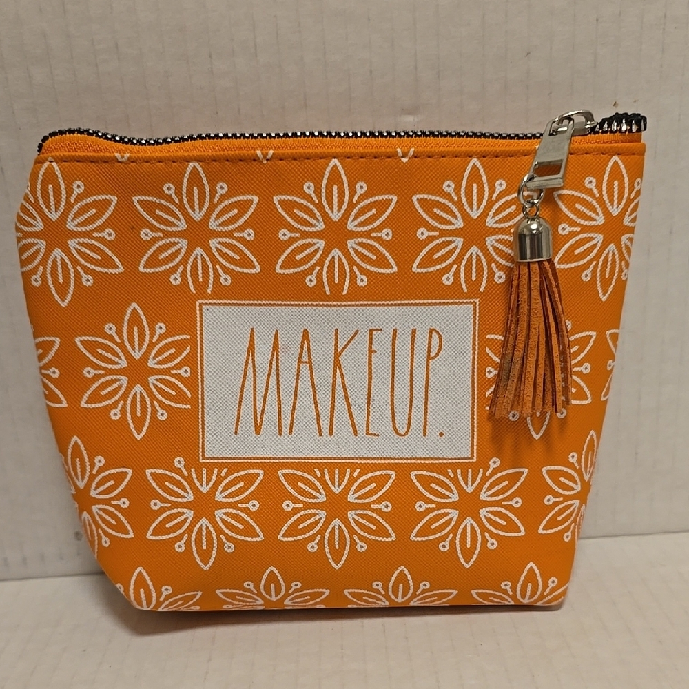 Adorable Rae Dunn Orange and White Makeup Bag